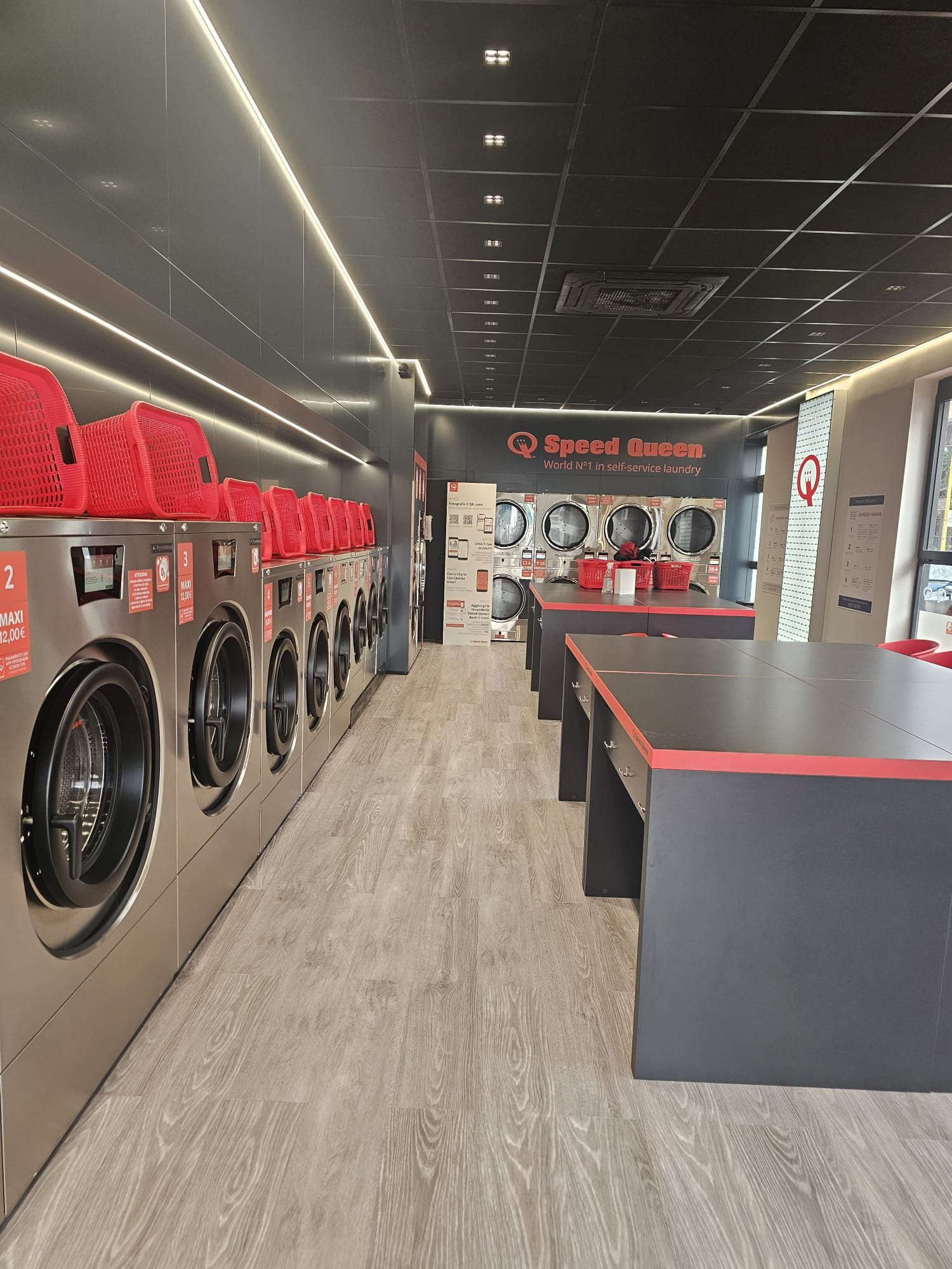 Store Speed Queen Luckywash Roma