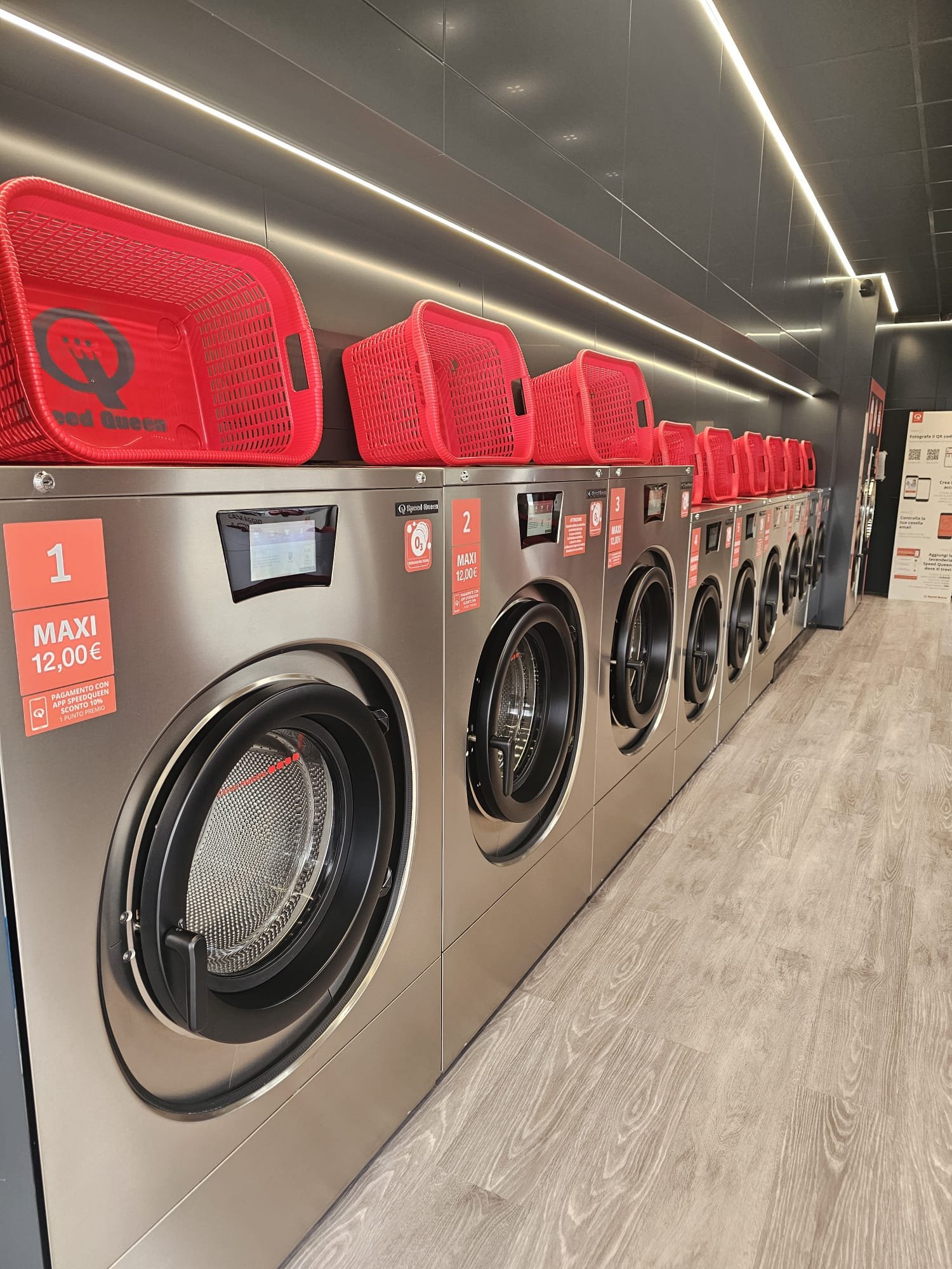 Store Speed Queen Luckywash Roma