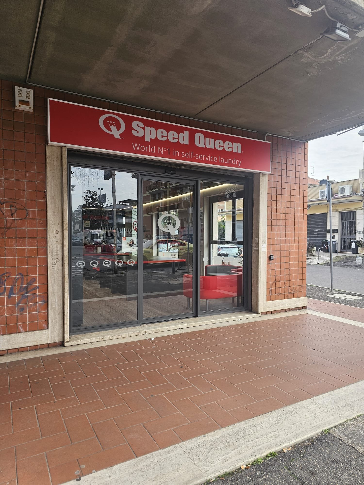 Store Speed Queen Luckywash Roma